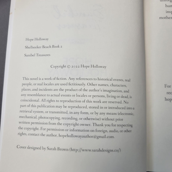 Sanibel Treasures Hope Holloway Shellseeker Beach Book 2 Romance Paperback 2021 - Picture 3 of 15
